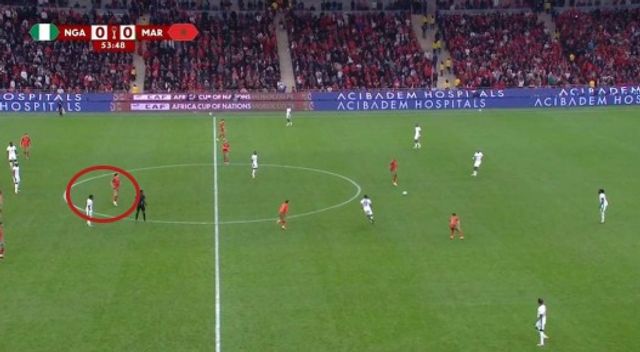 Neil El Aynaoui aggressively stepped out to stay tight on Nigeria’s between-the-lines ball carriers, denying the likes of Ademola Lookman time to receive, turn, and link midfield to attack